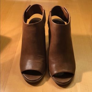 Mossimo Stacked Peep Toe Mules Heels